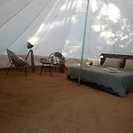 Glamping Moulin De Saza * 勒维雅昂