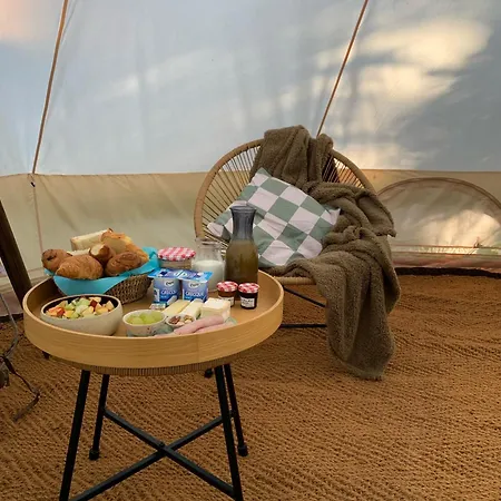 Glamping Moulin De Saza Campismo de Luxo Le Vigeant