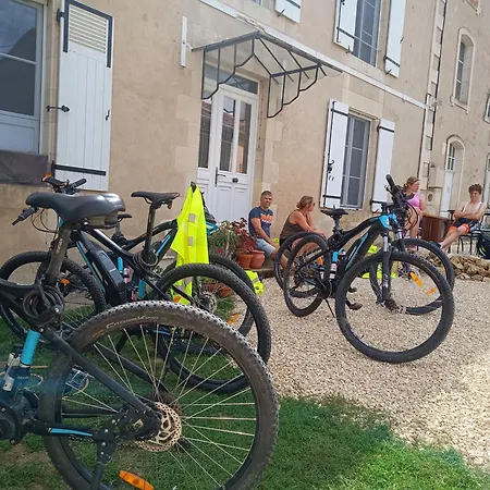 Glamping Moulin De Saza Le Vigeant